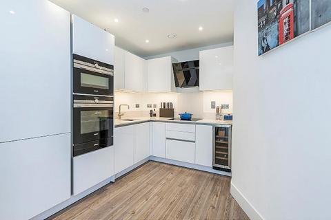 1 bedroom flat to rent, Wiverton Tower, New Drum Street, London E1