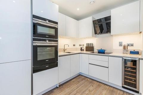 1 bedroom flat to rent, Wiverton Tower, New Drum Street, London E1
