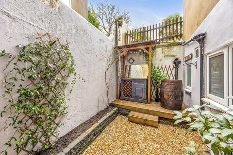 2 bedroom flat for sale, York Road, Hove, BN3