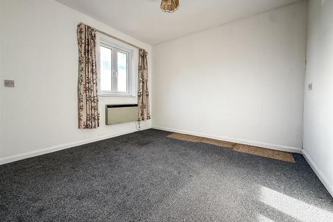 undefined, New Priory Gardens, Portchester,
