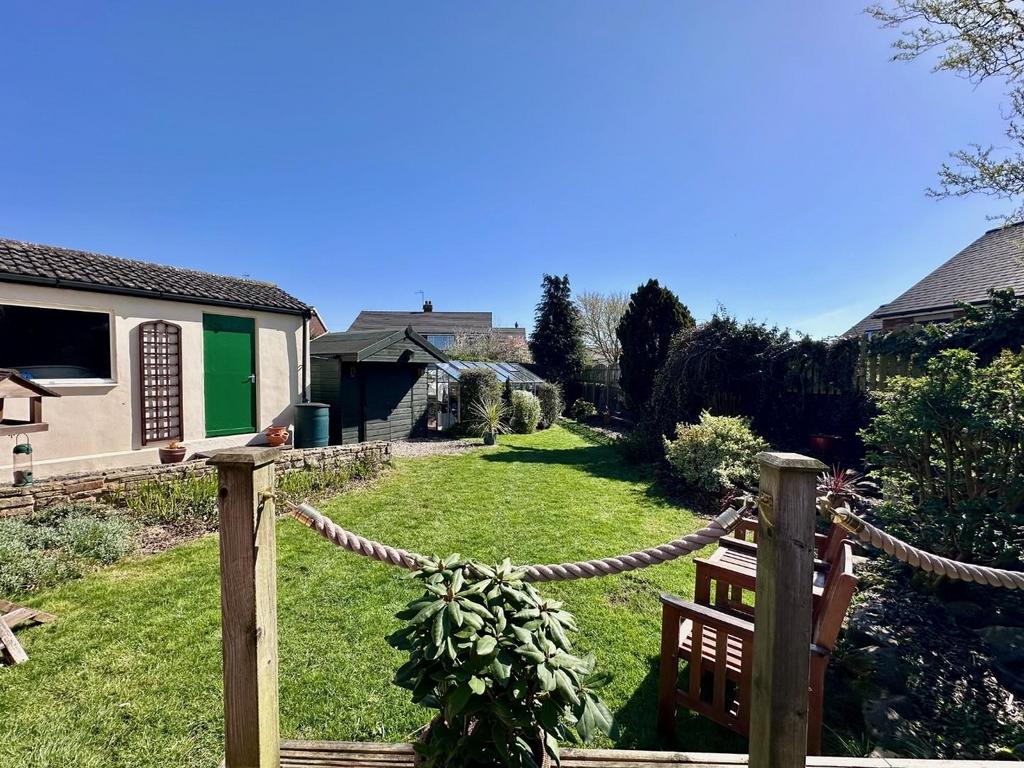Garden 2.jpg