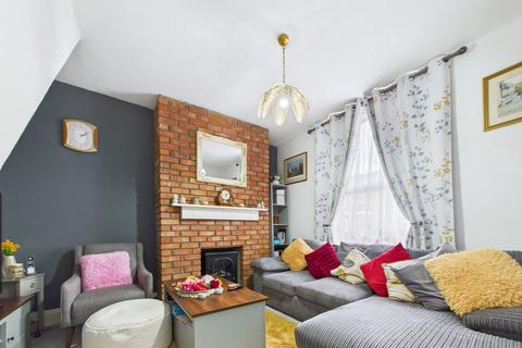 2 bedroom terraced house for sale, Lymington Road, Torquay