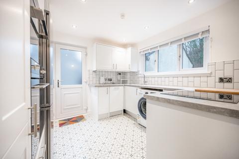 undefined, Birchview Drive, Busby, Glasgow, G76 8SW