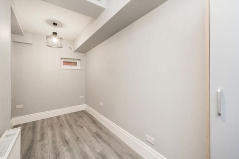 2 bedroom flat to rent, Southerton Road, London W6
