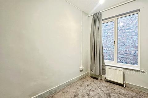 undefined, Russell Rise, Luton, Bedfordshire, LU1