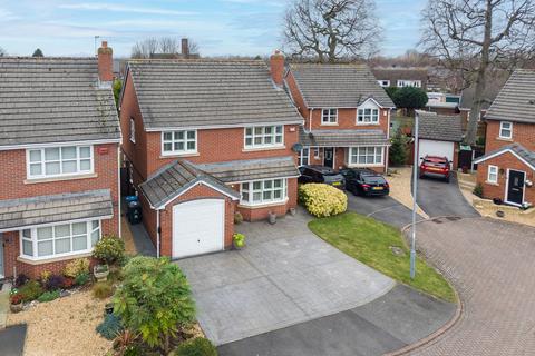 4 bedroom detached house for sale, Treetops Close, Padgate, WA1