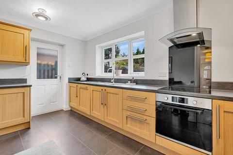 4 bedroom detached house for sale, Treetops Close, Padgate, WA1