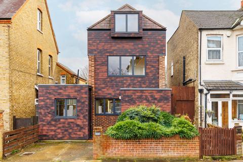 Murray Road, London W5