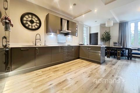 3 bedroom apartment for sale, White Cross Place, Wellesley, Aldershot