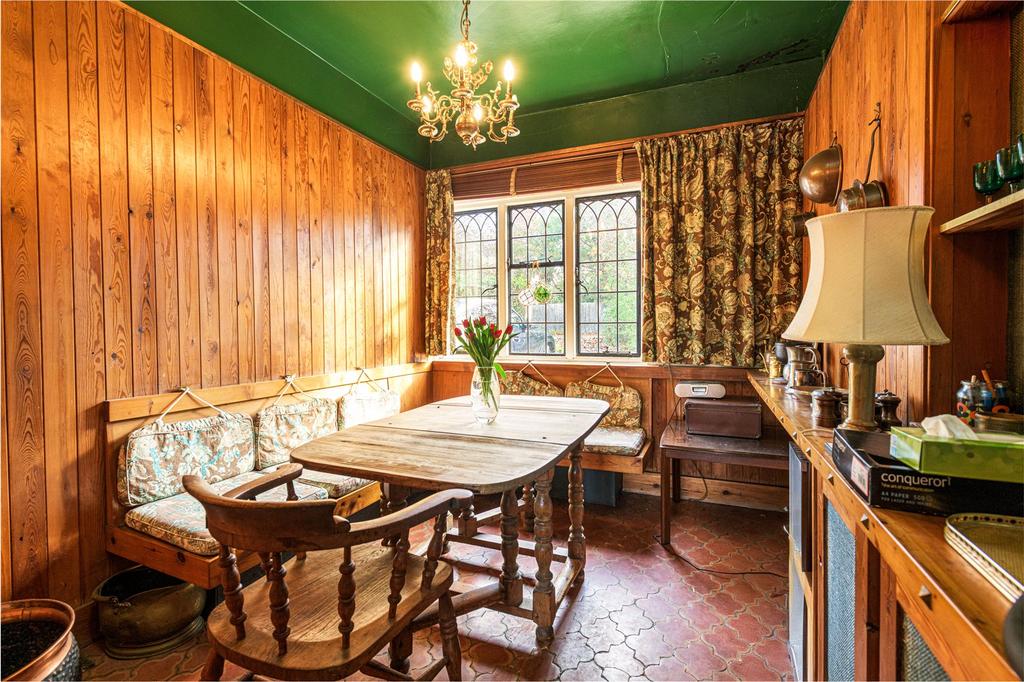 Breakfast Room