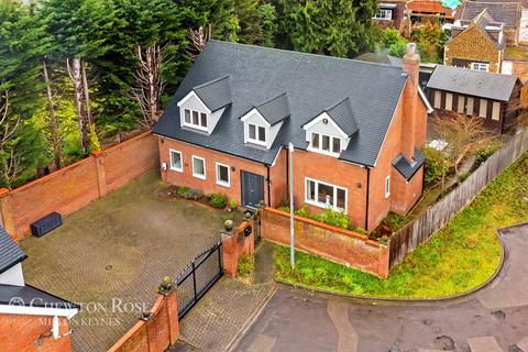 4 bedroom detached house for sale, Copper Beech Way, Leighton Buzzard