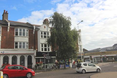 2 bedroom property for sale, 3 Station Parade, Eastbourne, BN21 1BE