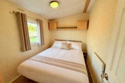 3 bedroom park home for sale, Breydon Water Holiday Park