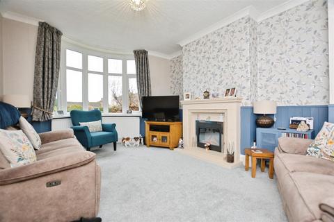 3 bedroom semi-detached house for sale, Fulbeck Road, Scunthorpe