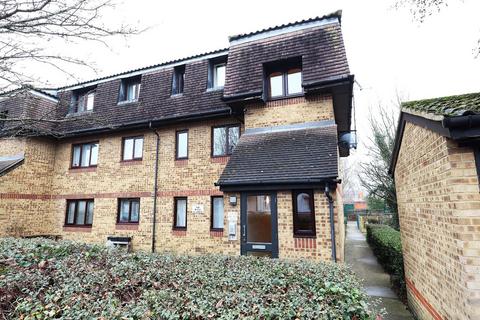 1 bedroom apartment for sale, Southwold Road, Watford WD24