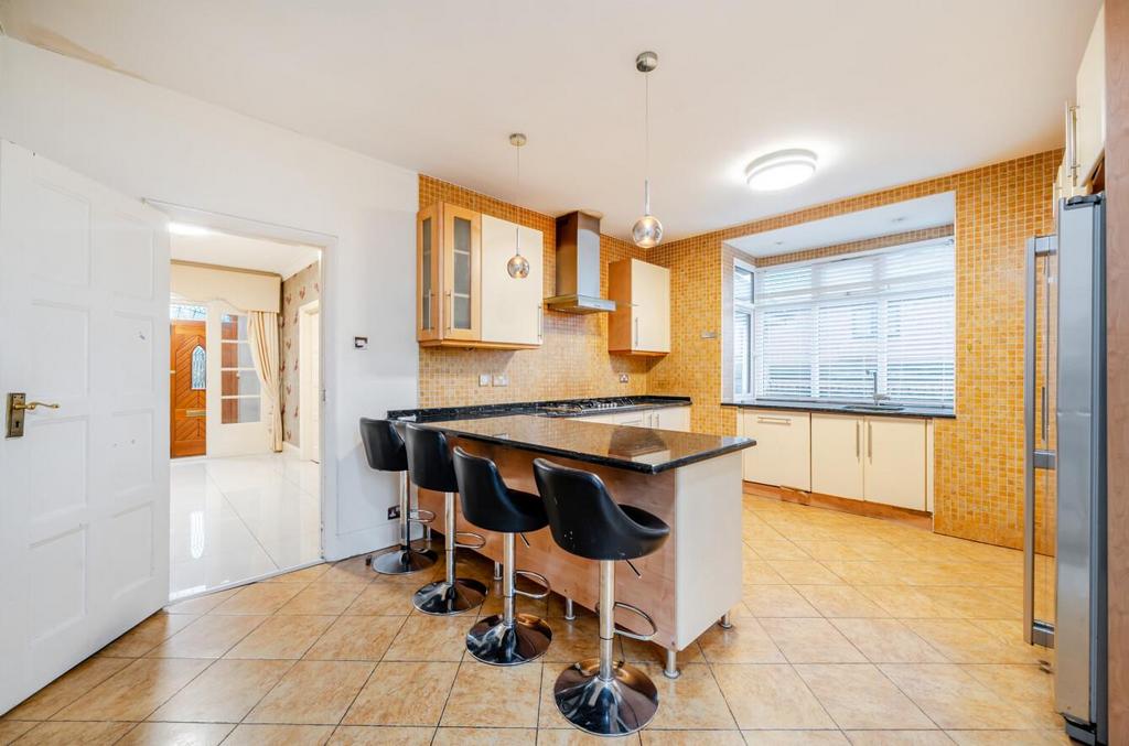 Davidson Frost-Wellings, DFW, Stanmore HIll, Kitch