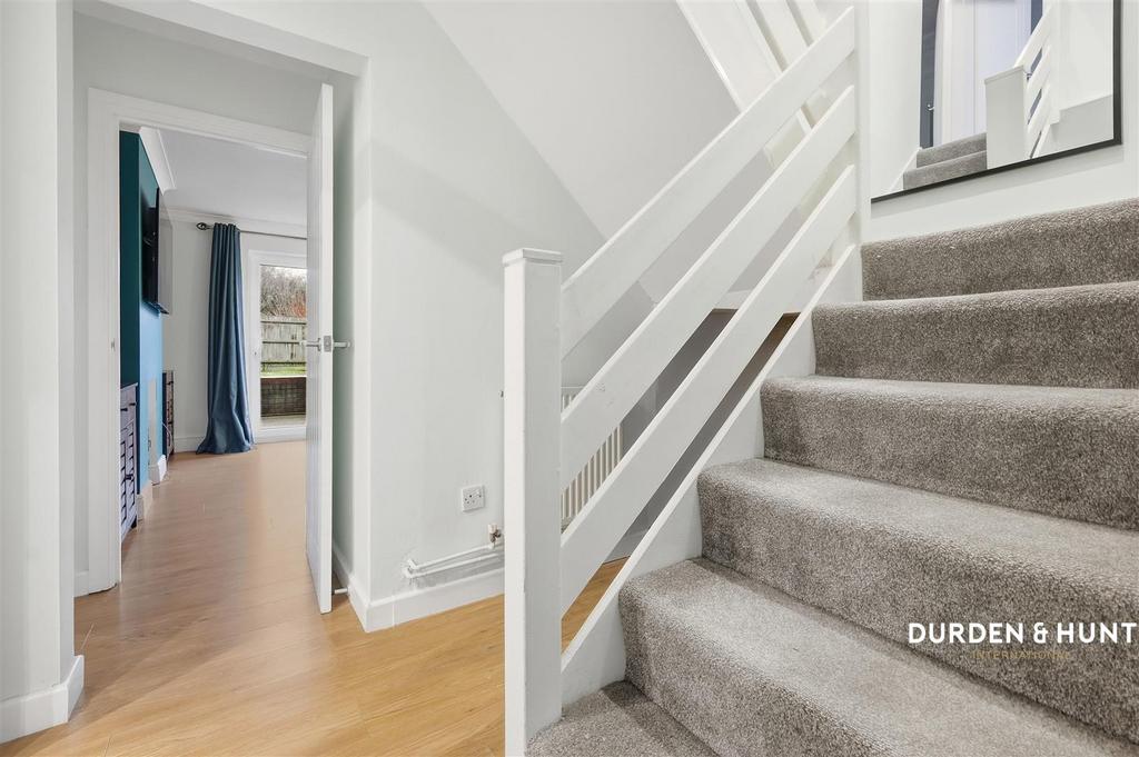 Malyons Close