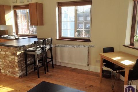 undefined, Oakleigh Road North, Whetstone, N20