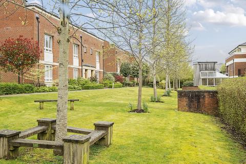 undefined, Fraser Gardens, Winchester, Hampshire, SO22
