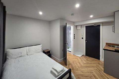 6 bedroom end of terrace house for sale, 22 Chapel Road, West Norwood, London, SE27 0TY