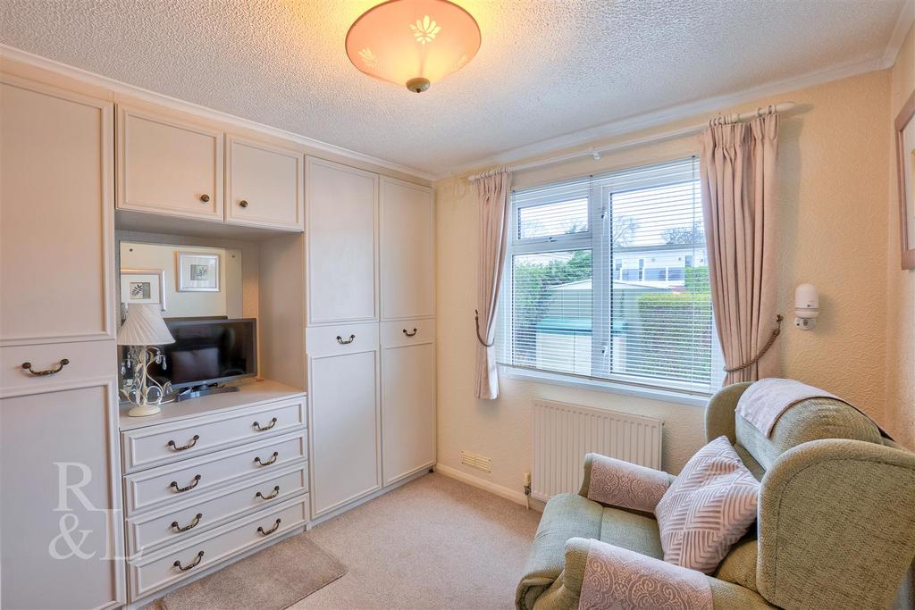 39 Stationfields (1).jpg