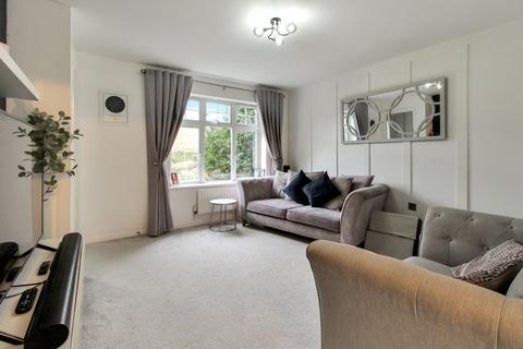 3 bedroom semi-detached house for sale, Vincent Place, Ashford TN24