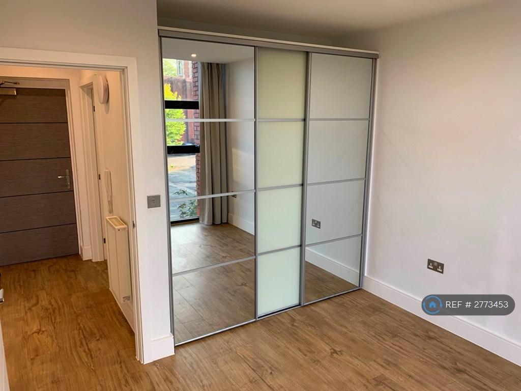 Fitted Wardrobe