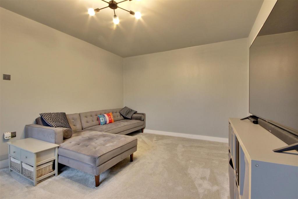 Img 8298-img 8300.jpg