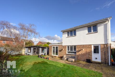 4 bedroom detached house for sale, Kingfisher Way | Ringwood | BH24