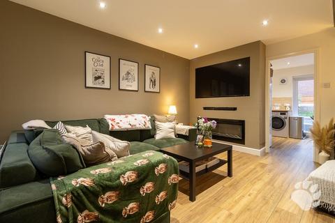 2 bedroom terraced house for sale, Maitland Road, Wickford SS12