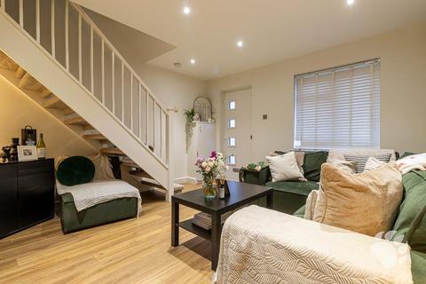 2 bedroom terraced house for sale, Maitland Road, Wickford SS12