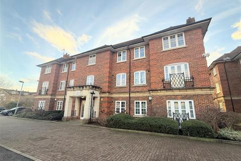 2 bedroom apartment to rent, Marchant Close, Mill Hill, NW7