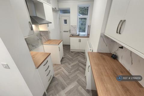 Studio to rent, Bethcar Street, Ebbw Vale, NP23