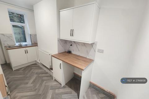 Studio to rent, Bethcar Street, Ebbw Vale, NP23