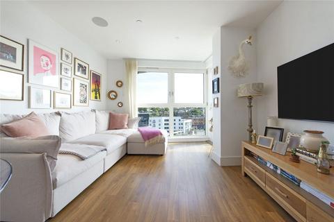2 bedroom flat for sale, Queensland Road, London N7