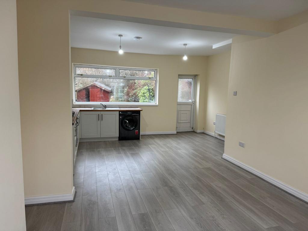 Living Room/ Kitchen