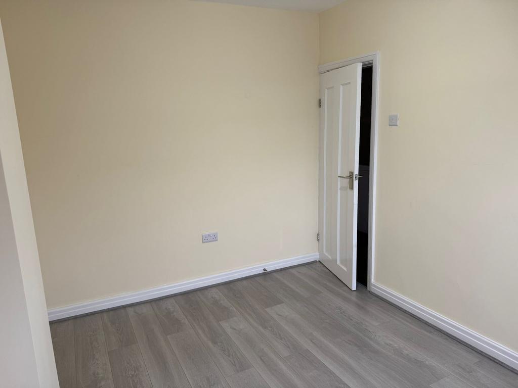 Double bedroom 1