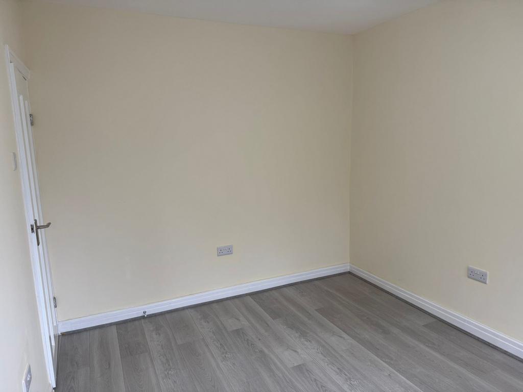 Double bedroom 2