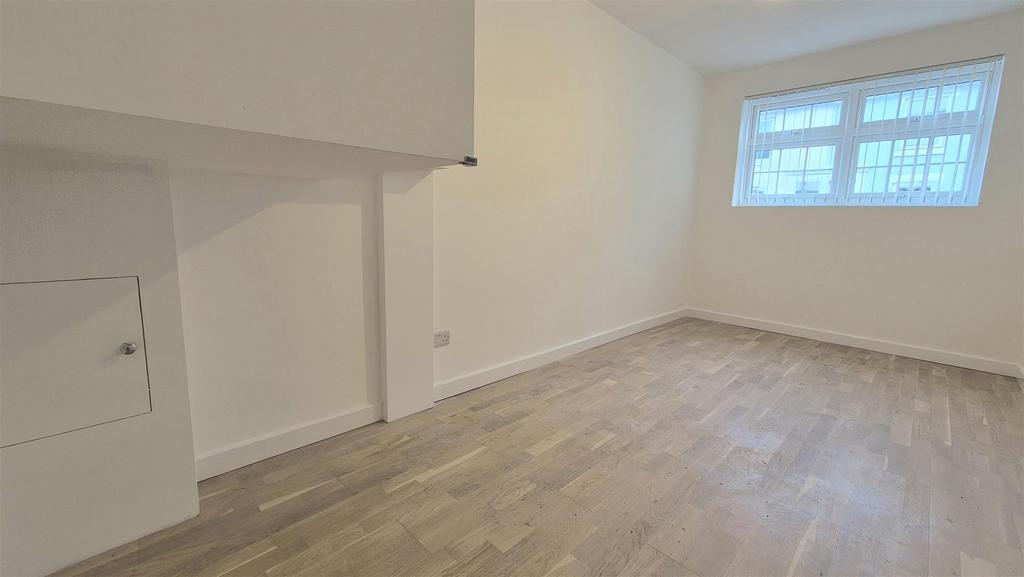 Downstairs Bedroom