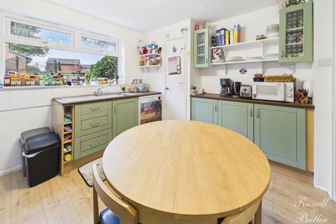 undefined, Sandholme,  Steeple Claydon,  Buckinghamshire,  MK18 2QE, MK18