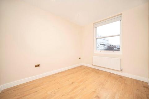 2 bedroom flat to rent, Commercial Road, Shadwell, London, E1