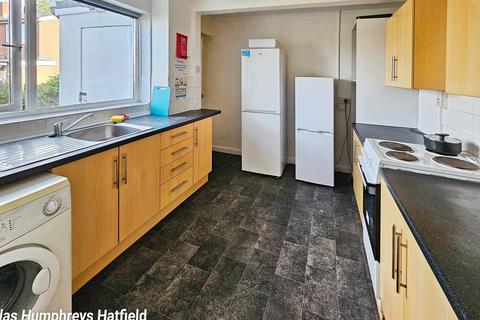 1 bedroom terraced house to rent, Martin Close, Hatfield AL10
