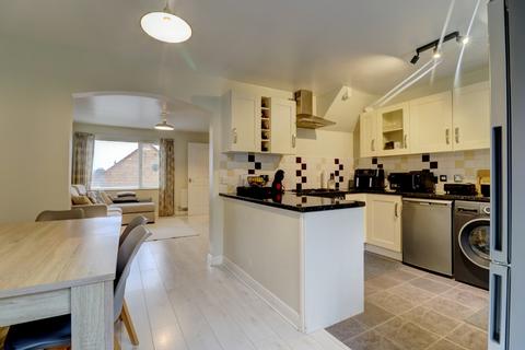 Hall Close, Buckinghamshire HP13