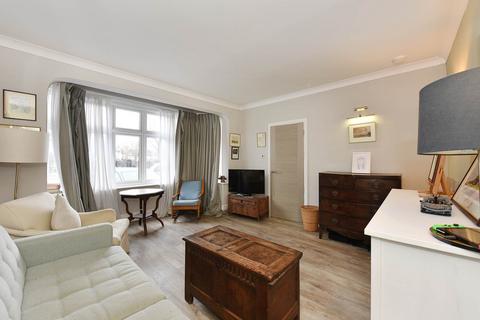 undefined, Delamere Road, London