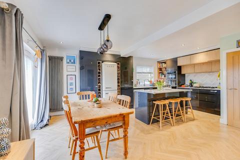 undefined, Malt House, Dinas Powys, The Vale Of Glamorgan. CF64 4DQ