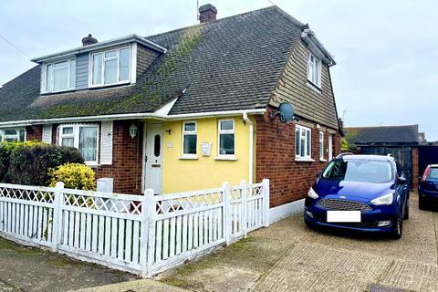 3 bedroom semi-detached house for sale, Haven Close, Canvey Island