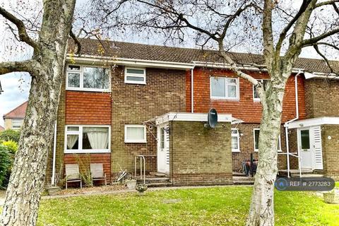 2 bedroom maisonette to rent, Lincoln Court, Southampton, SO15