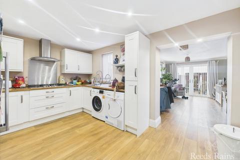 3 bedroom semi-detached house for sale, Marske Lane, Durham TS19