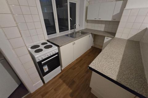 2 bedroom apartment to rent, Christchurch Road, Bournemouth