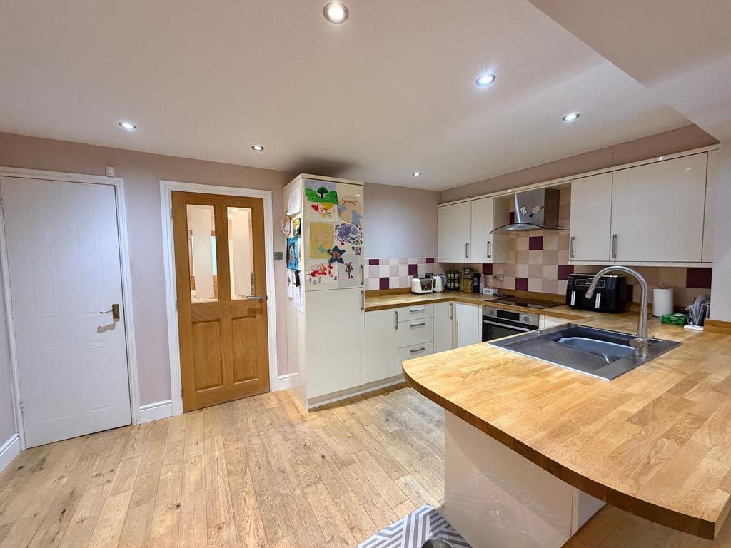 Dining Kitchen